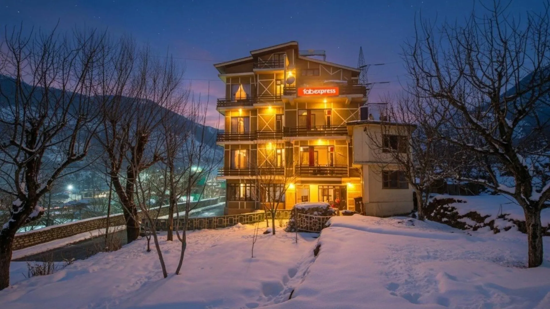 4 Hotels Close to Manu Temple Worth Booking in Manali