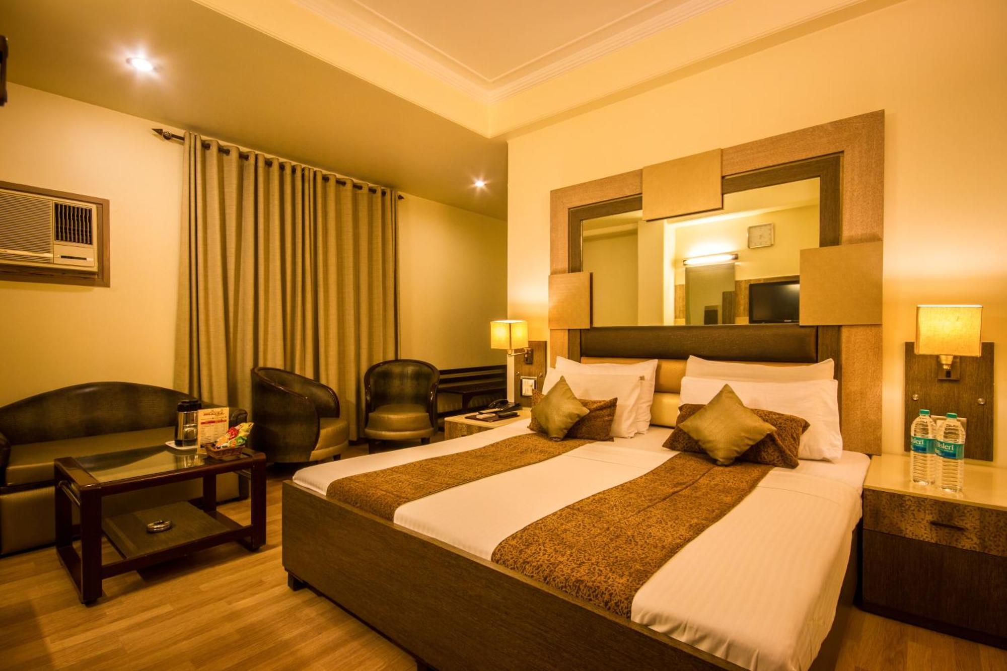 4 Exceptional Design Hotels in Karol Bagh Worth Booking