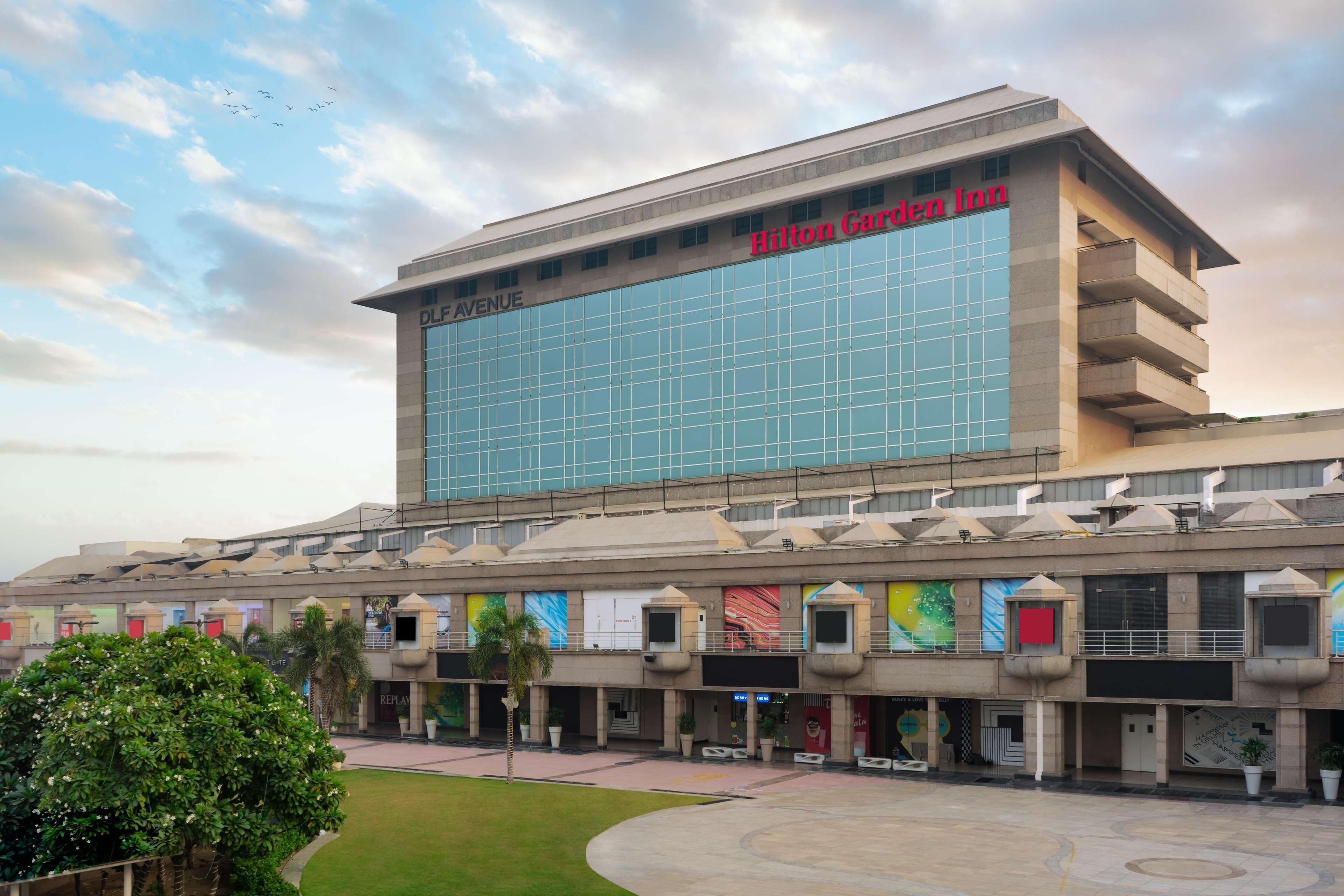 Staying in South Delhi: 8 Four-Star Hotels Compared