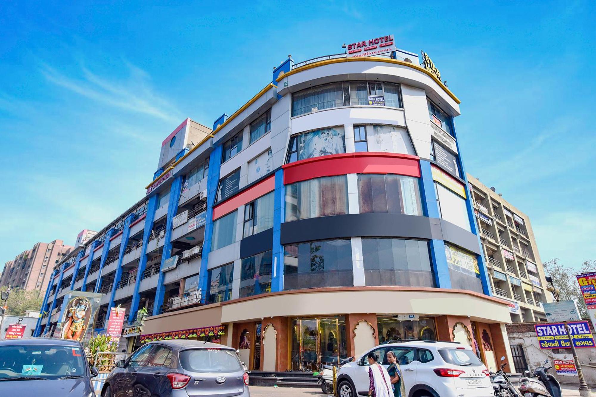 6 Smart 3-Star Hotels Near Kankaria Lake Worth Booking