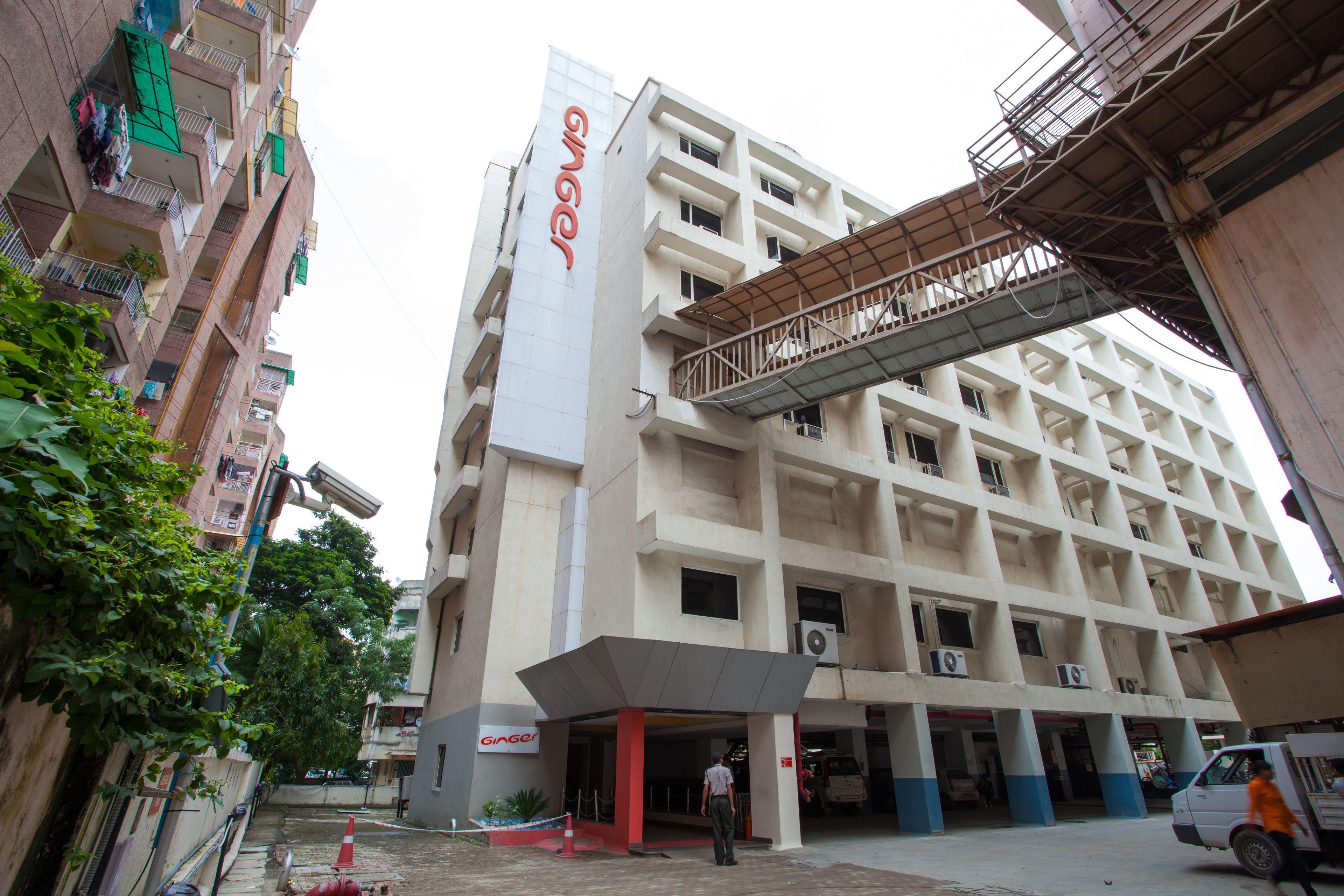 7 Top 3-Star Hotels Near Alpha One Mall for Smart Stays