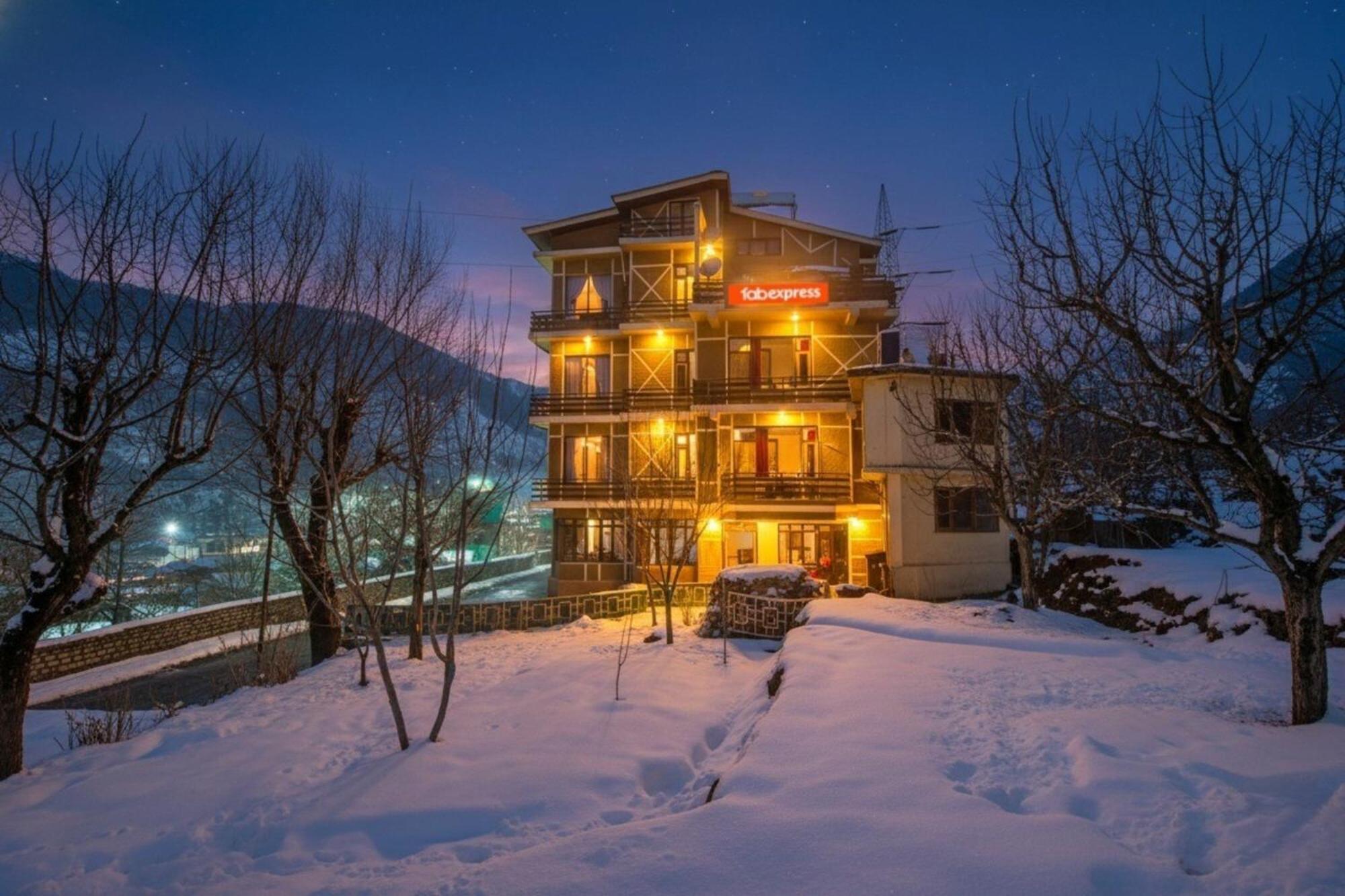 4 Hotels Close to Manu Temple Worth Booking in Manali