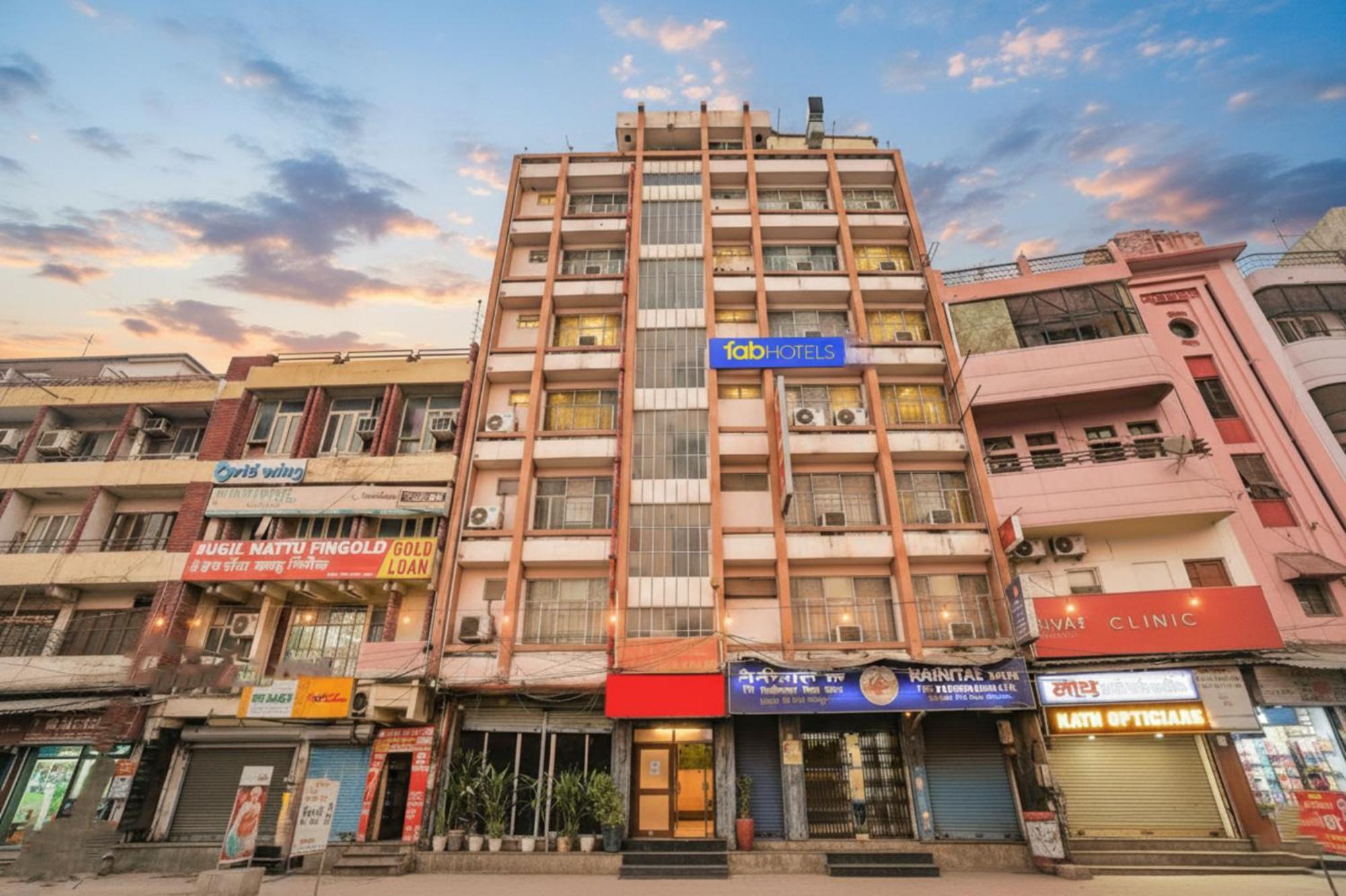 Where to Stay in North India: 5 Best FabHotels Reviewed